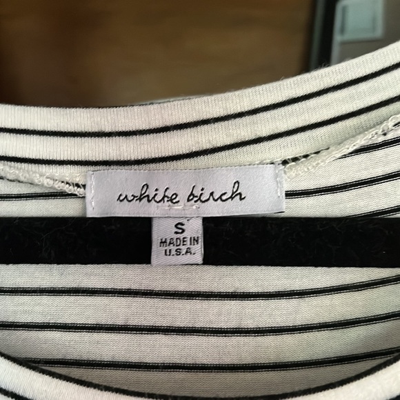 WHITE BIRCH Red Floral/Black/White Striped Short-Sleeve Babydoll Top, Small,GUC. - Picture 3 of 6